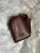 Load image into Gallery viewer, Wrangler Leather Shoulder Bag