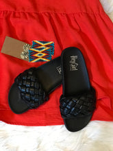 Load image into Gallery viewer, Extra Sandal-Black